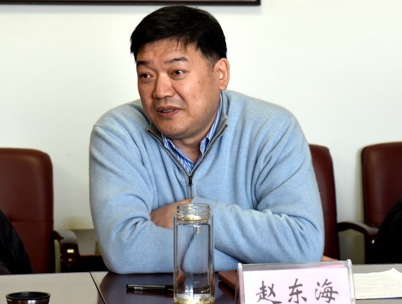 召開第十三屆學(xué)位評(píng)定委員會(huì)第二次會(huì)議