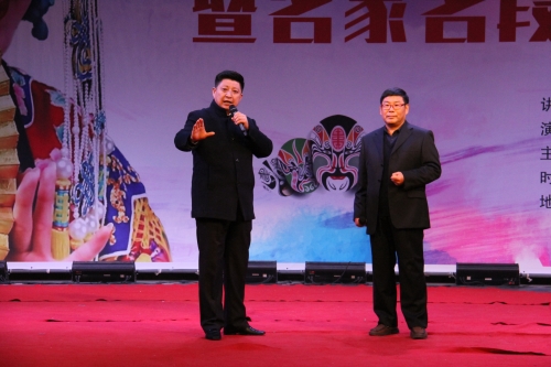京劇社彭心怡、梁佳等演唱傳統(tǒng)京劇《打龍袍》選段
