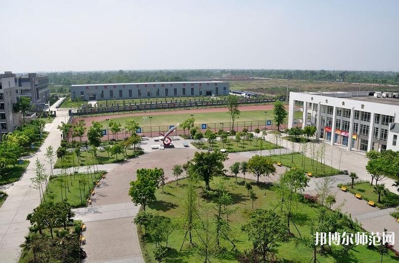 成都電子信息幼兒師范學校2018年報名條件、招生對象