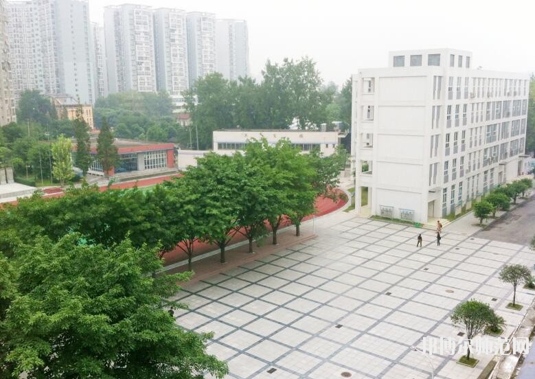 成都洞子口職業(yè)幼兒師范高級中學(xué)2018年報名條件、招生對象
