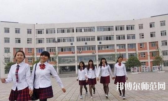 成都工程職業(yè)技術幼兒師范學校2018年報名條件、招生對象