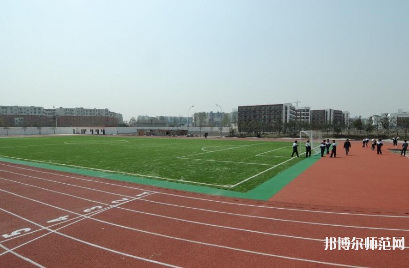 四川商務幼兒師范學校2019年報名條件、招生對象