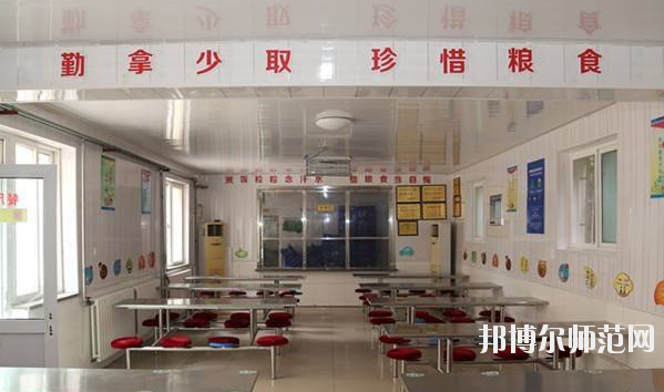 南充數(shù)控工程幼兒師范學(xué)校2020年報名條件、招生要求、招生對象 