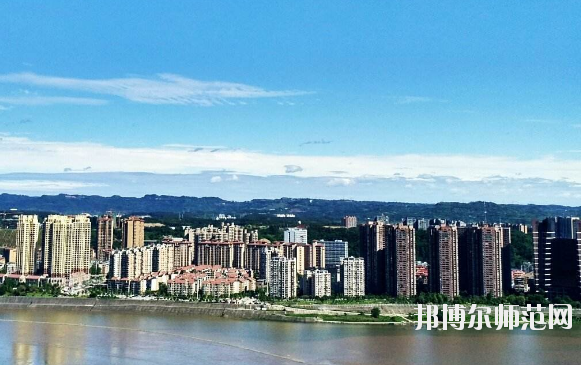 南充數(shù)控工程幼兒師范學校2020年有哪些專業(yè)<em></em><em></em><em></em><em></em><em></em>	