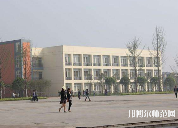 崇州幼兒師范電子職業(yè)技術(shù)學(xué)校2020年報(bào)名條件、招生要求、招生對(duì)象