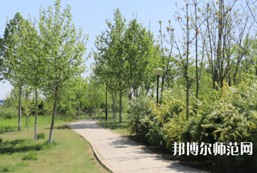 石家莊中英航空幼兒師范中等專業(yè)學(xué)校怎么樣、好不好