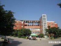 昆明2021年中專幼師學(xué)?？梢钥即髮? /><b>昆明2021年中專幼師學(xué)?？梢钥即髮?/b><span>2020-12-17 10:48</span><p>中專幼師學(xué)?？梢钥即髮?初中畢業(yè)后，很多同學(xué)由于許多方面的原因沒有選擇就讀高中，而是選擇了就讀職業(yè)院校，而在職業(yè)院校中</p></a></li>
            <li><a href=