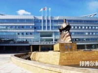 昆明2021年幼師學(xué)校中專升大?？际裁? /><b>昆明2021年幼師學(xué)校中專升大?？际裁?/b><span>2020-12-15 09:35</span><p>幼師學(xué)校中專升大?？际裁?初中畢業(yè)后，有很多同學(xué)由于各種方面的原因沒能選擇就讀高中，而是選擇就讀中職院校的學(xué)前教育專業(yè)，</p></a></li>
            <li><a href=