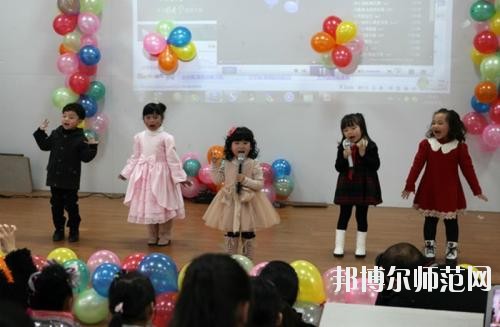 遵義2020年幼師學(xué)校中專(zhuān)升大專(zhuān)考什么