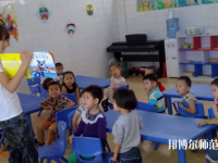 十堰2020年幼師學(xué)校都有什么專(zhuān)業(yè)適合男生