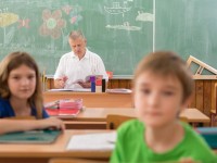 雅安2021年女生上什么幼師學校好