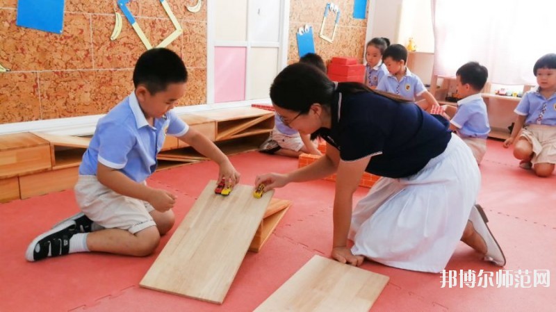 六盤(pán)水2021年幼師學(xué)校什么專業(yè)比較好