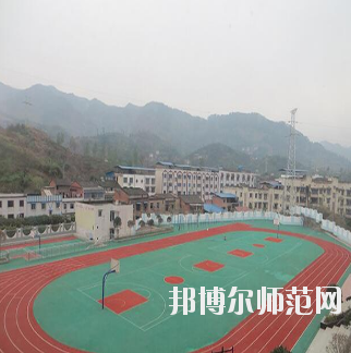 重慶統(tǒng)景幼師職業(yè)中學(xué)怎么樣、好不好
