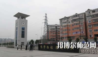 重慶市經(jīng)貿(mào)幼師中等專業(yè)學(xué)校怎么樣、好不好