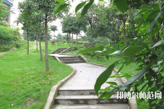 重慶市工業(yè)幼師學校怎么樣、好不好