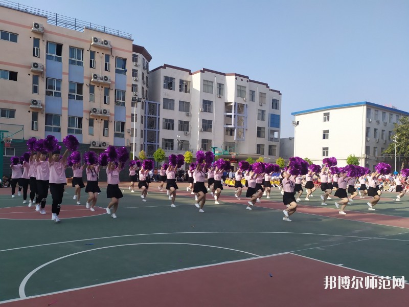 汕頭職業(yè)技術(shù)師范學(xué)院地址在哪里？