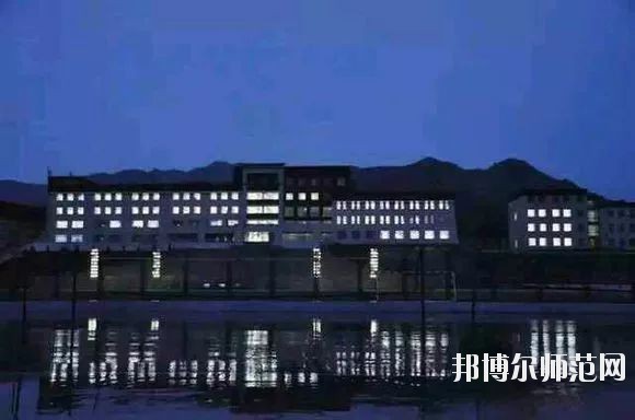 呼和浩特職業(yè)師范學(xué)院東校區(qū)2021年報(bào)名條件、招生要求、招生對(duì)象