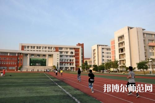 眉山2021年讀幼師學校學什么好