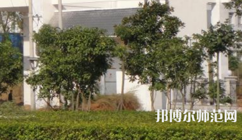 信陽職業(yè)技術(shù)師范學院2023年有哪些專業(yè)