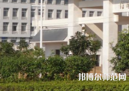 信陽(yáng)職業(yè)技術(shù)師范學(xué)院2023年報(bào)名條件、招生要求、招生對(duì)象