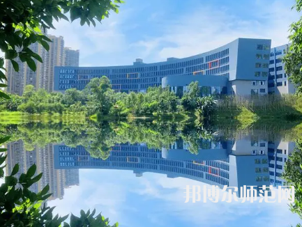 重慶師范大學涉外商貿學院銅梁校區(qū)2023年招生簡章 