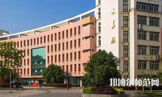 咸寧職業(yè)技術(shù)師范學(xué)院2023年報名條件、招生要求、招生對象