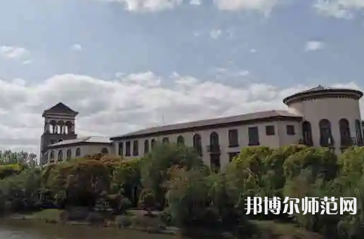 上海外國語師范大學(xué)賢達經(jīng)濟人文學(xué)院虹口校區(qū)2023年報名條件、招生要求、招生對象