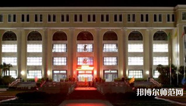 西北大學現代師范學院2023年怎么樣、好不好