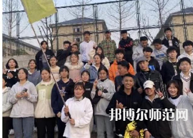 達(dá)州職業(yè)技術(shù)師范學(xué)院老校區(qū)2023年怎么樣、好不好