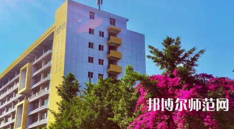 四川師范大學(xué)成都學(xué)院2023年學(xué)費、收費多少 