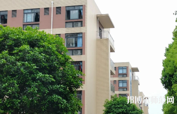 四川師范大學(xué)成都學(xué)院眉山校區(qū)2023年怎么樣、好不好