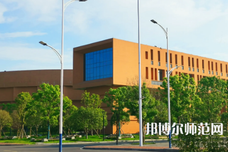 2023年懷化師范高等?？茖W(xué)校環(huán)境如何