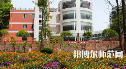 2023年樂山育才幼兒師范職業(yè)學校報名條件、招生對象