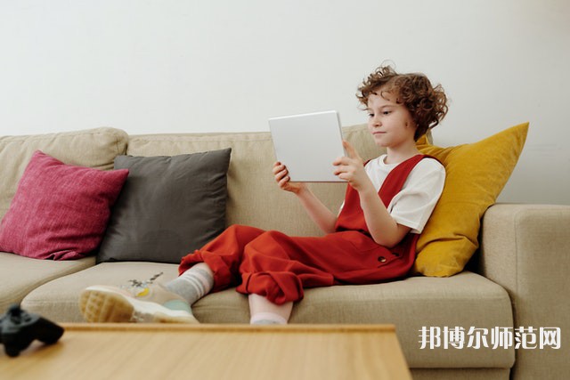 滇西科技師范學(xué)院介紹、地址