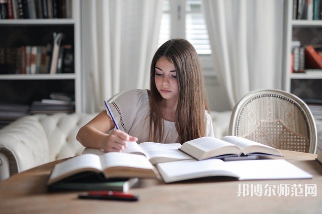 新疆大學(xué)師范學(xué)院南校區(qū)介紹、地址